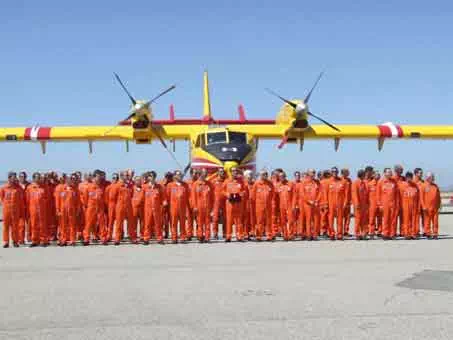 tenue_securite_civile_canadair